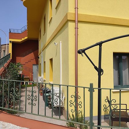 Casa Vacanze - Villa San Pietro Buitenkant foto