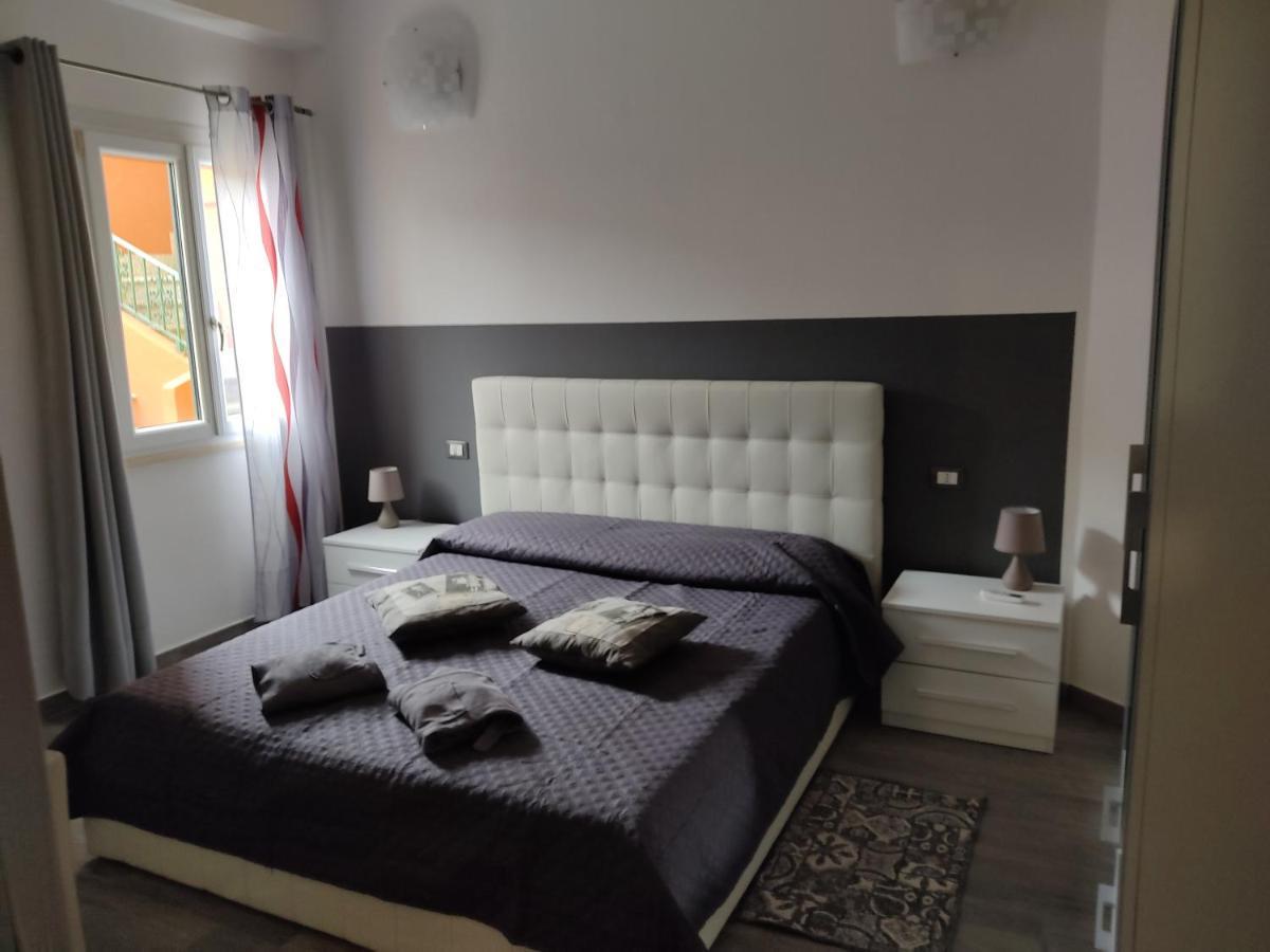 Casa Vacanze - Villa San Pietro Buitenkant foto