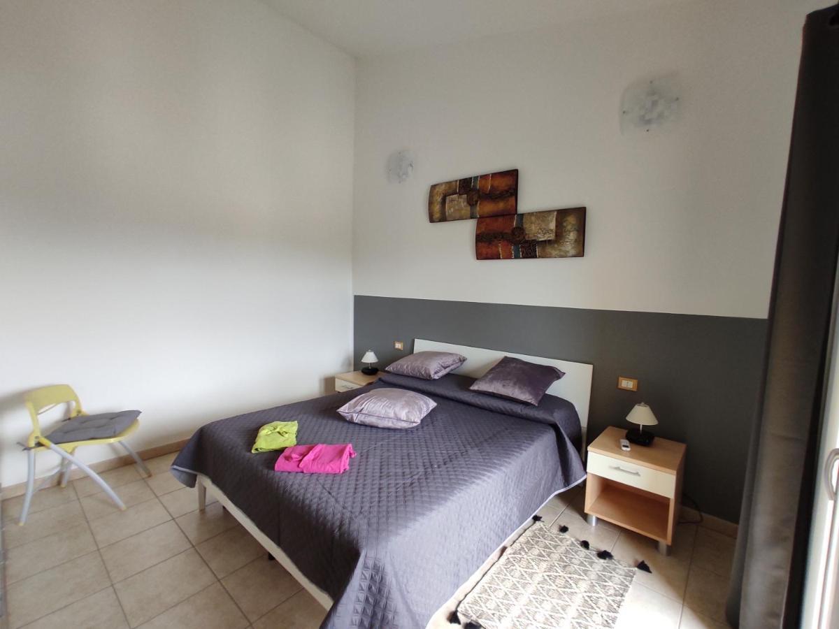 Casa Vacanze - Villa San Pietro Buitenkant foto