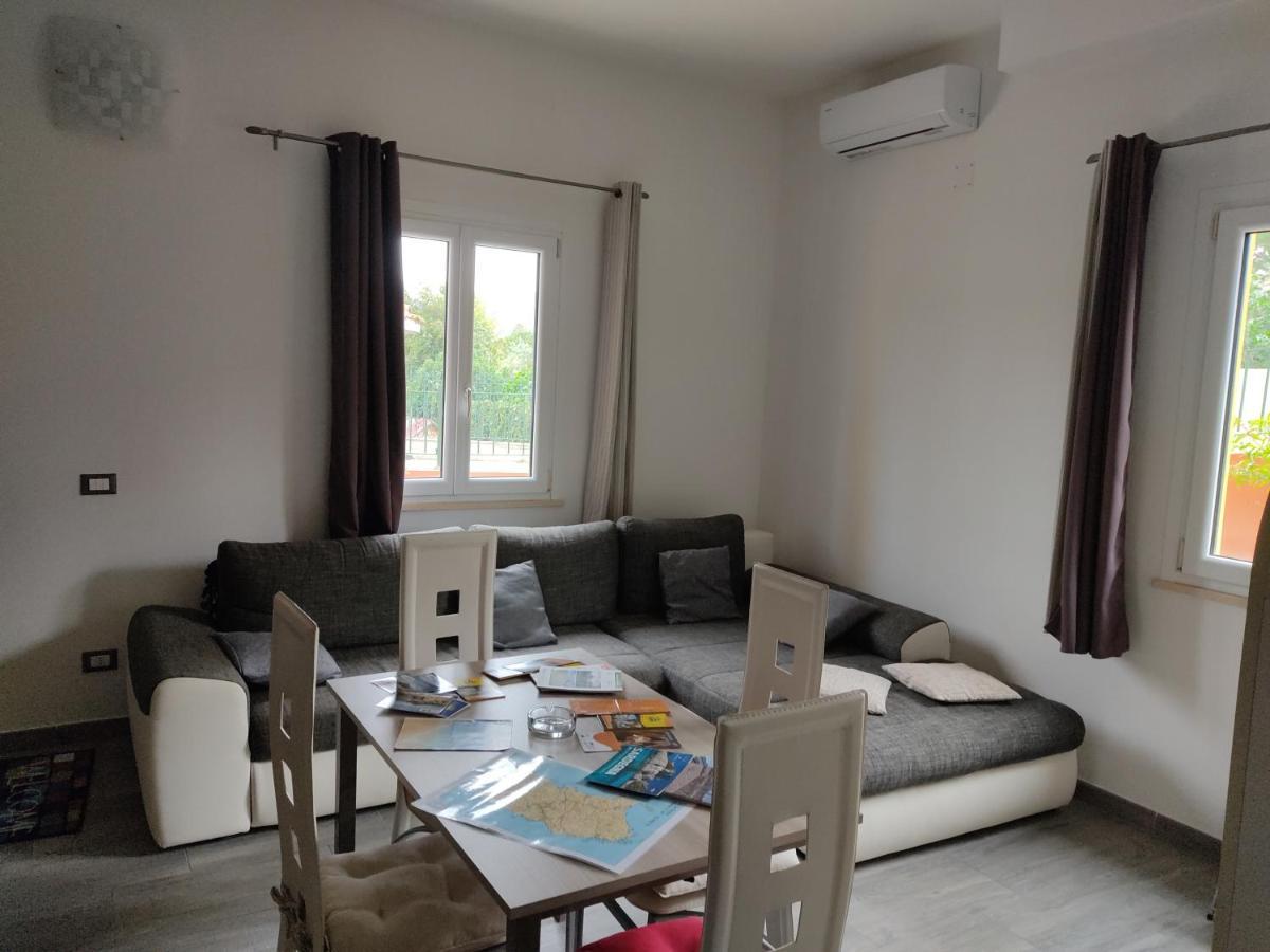 Casa Vacanze - Villa San Pietro Buitenkant foto