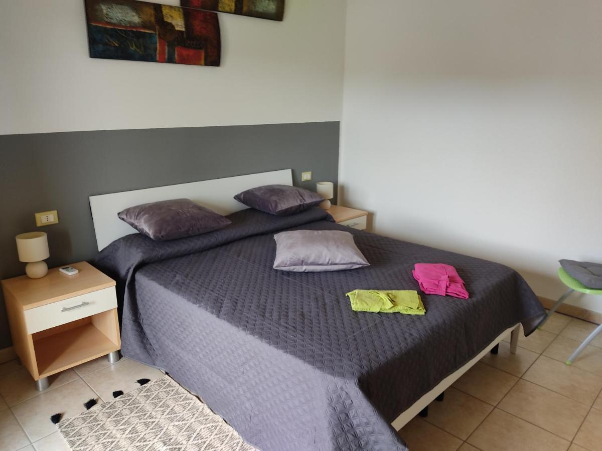 Casa Vacanze - Villa San Pietro Buitenkant foto